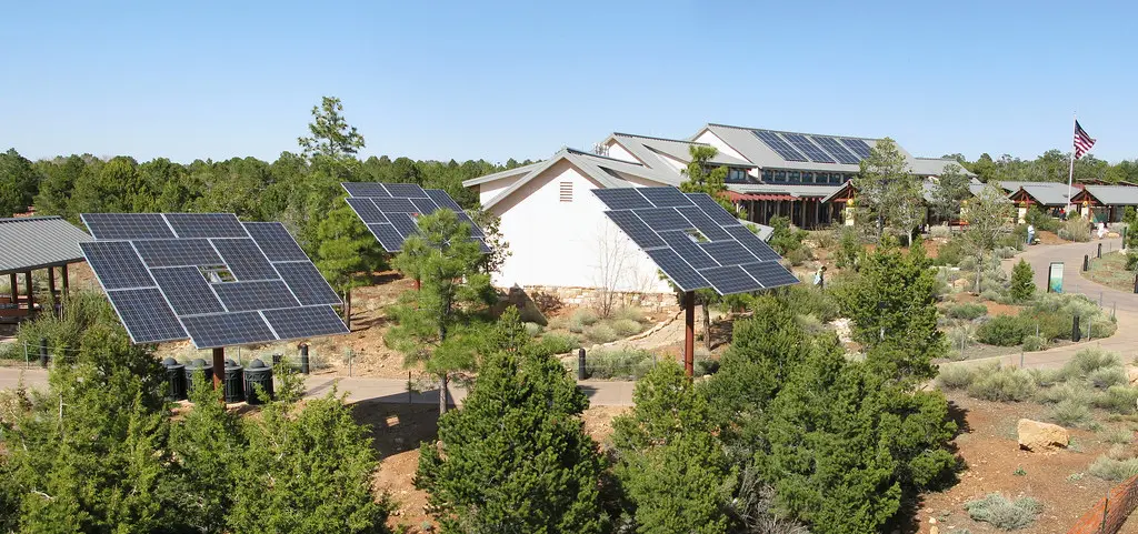 Commercial solar array installation